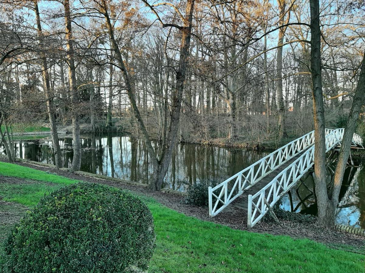 Villa Kasteel Van Gors à Looz Extérieur photo