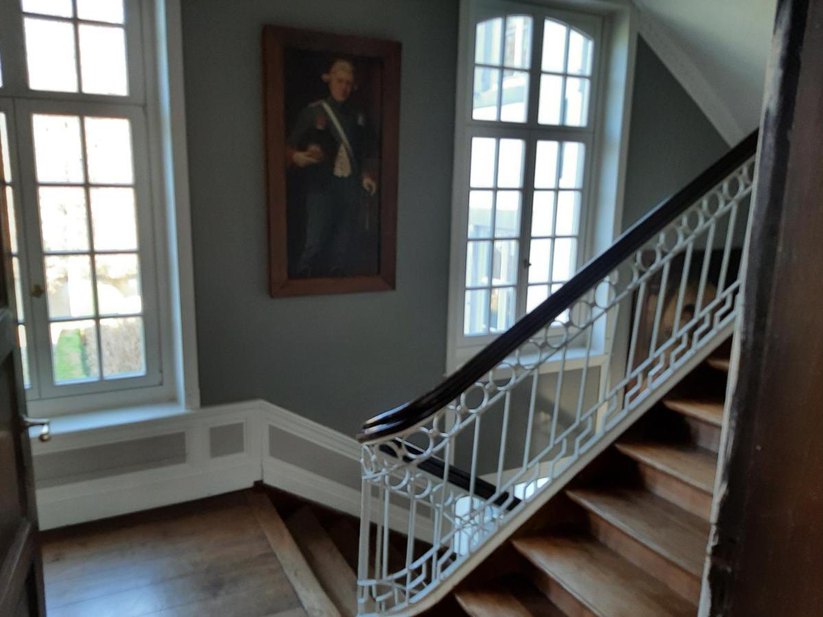 Villa Kasteel Van Gors à Looz Extérieur photo